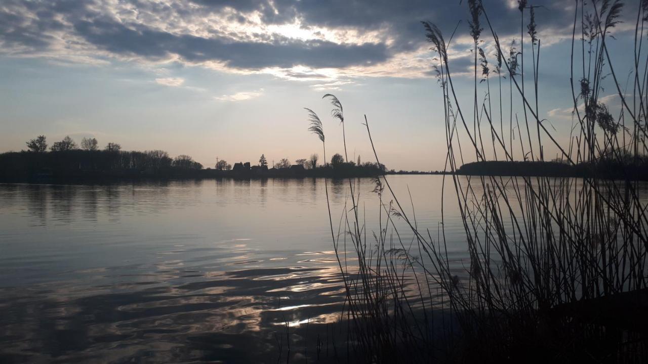 Steghouse Kis-Duna Domsod Buitenkant foto