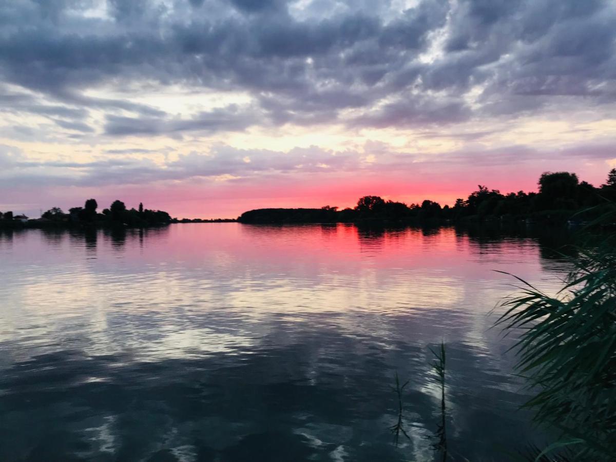 Steghouse Kis-Duna Domsod Buitenkant foto